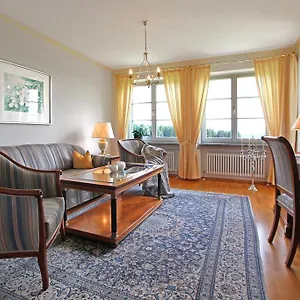 Apartment Schloss, Kronburg
